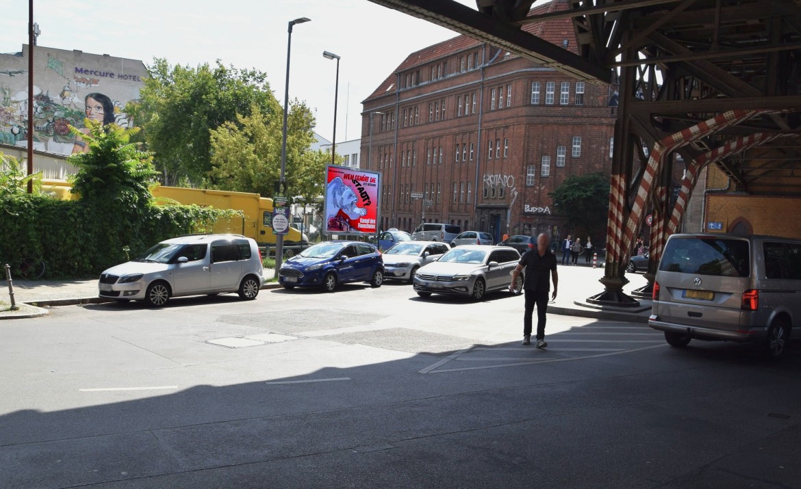 Schöneberger Str/Luckenwalder Str (geg. U-Bahnhof)