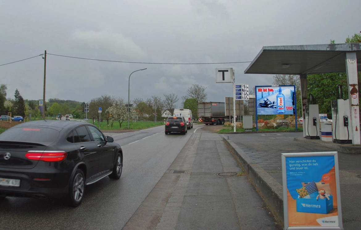 Grenzlandstr. 25/geg. Edeka/bei Tkst/Sicht Tkst