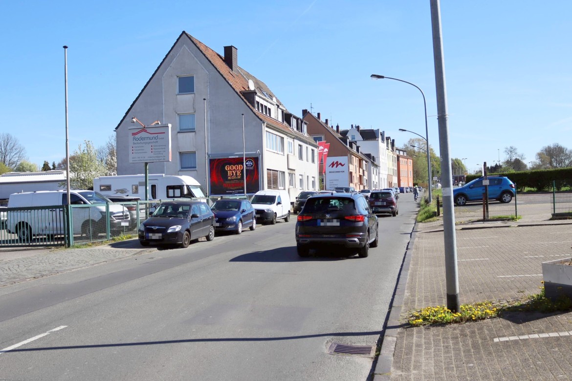 Wattenscheider Str. 63/K 11 (quer am Giebel)