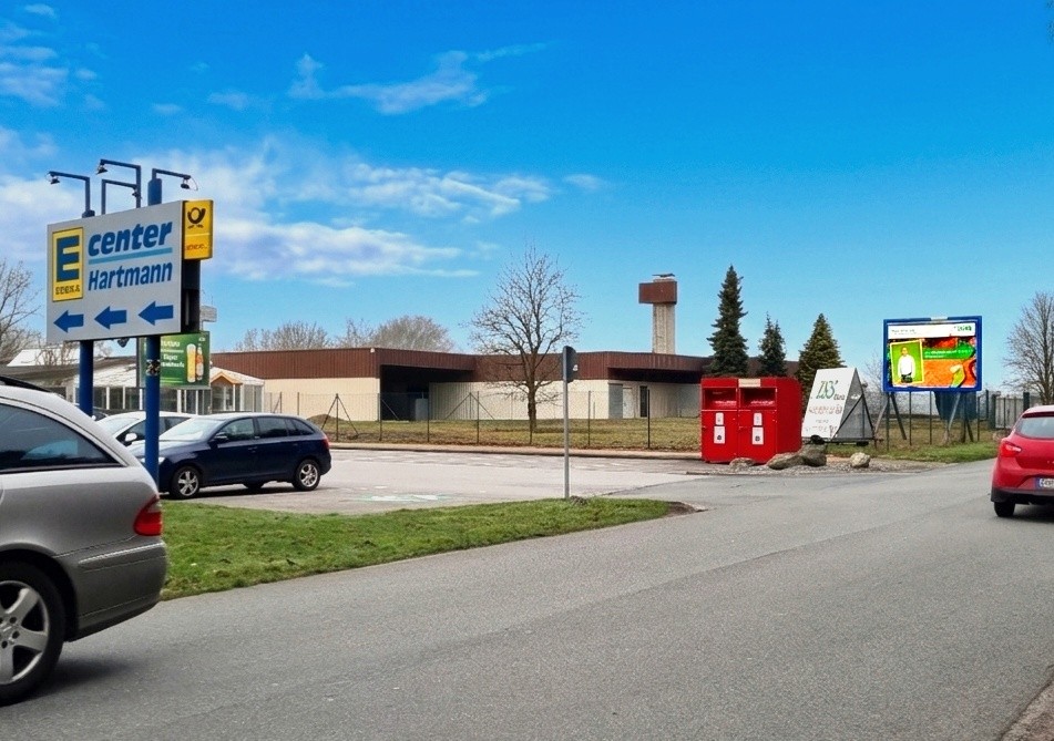 Niederdorfstr. 7 /E-center/rts von Einf/Sicht Ein- u. Ausf