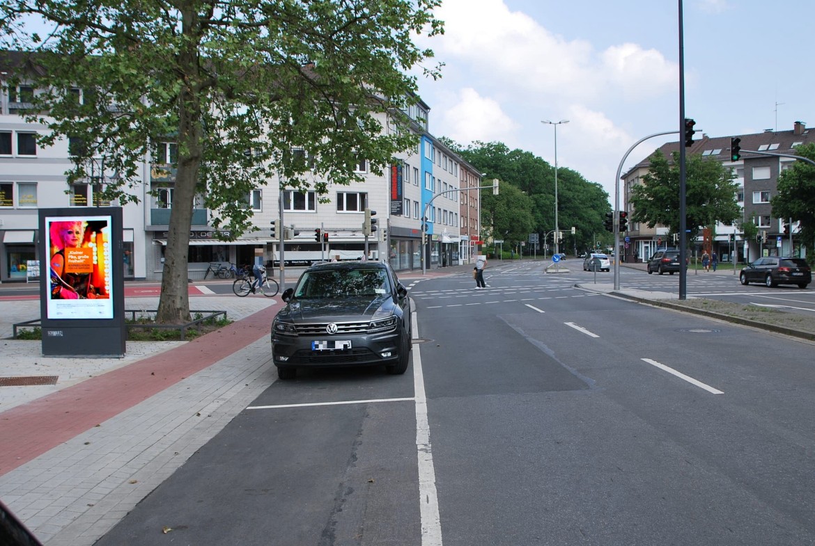 Friedrich-Ebert-Str/Berliner Str (WE lks)
