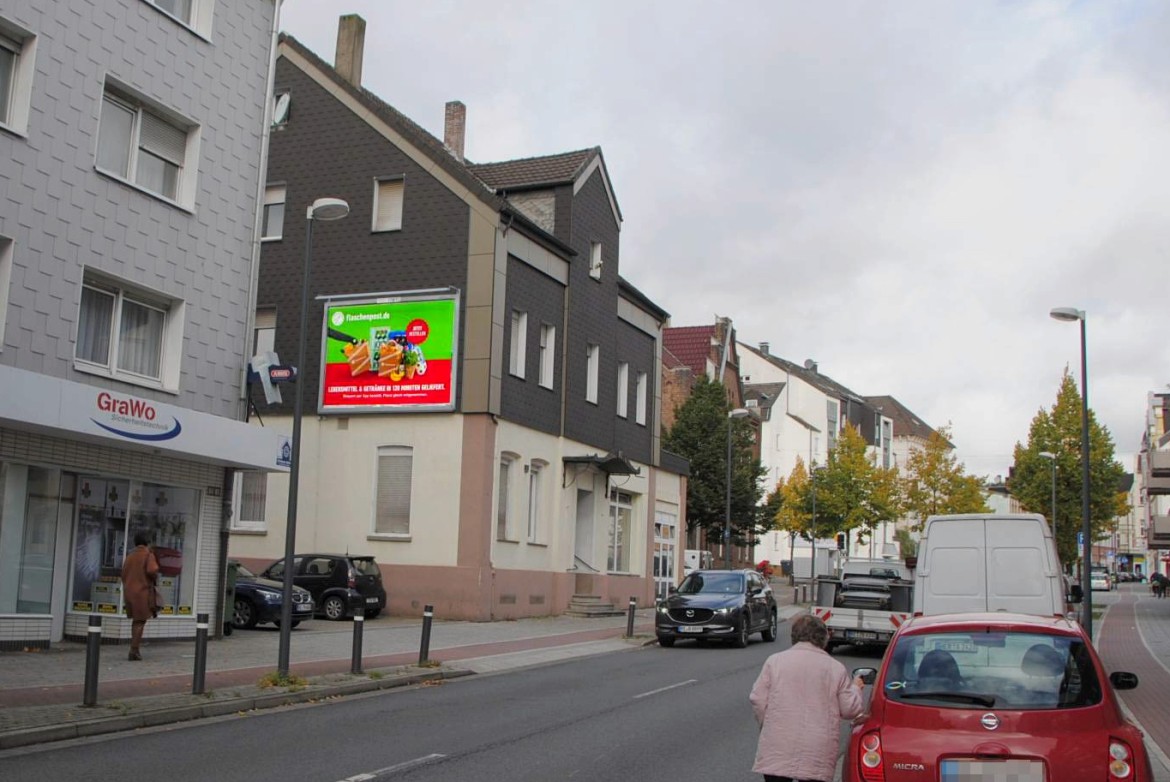 Ewaldstr. 82 (quer am Giebel)