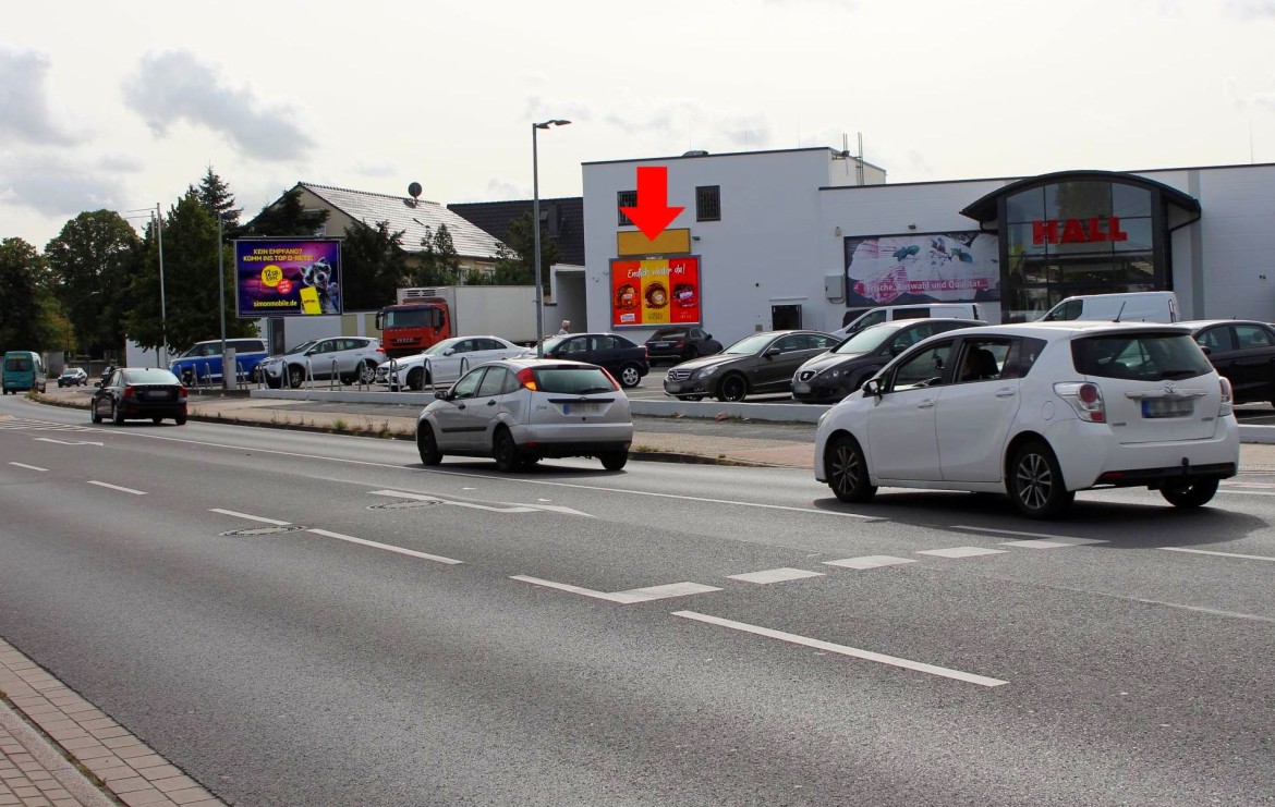 Klever Str. 47/geg. Lidl (parallel zur Str)