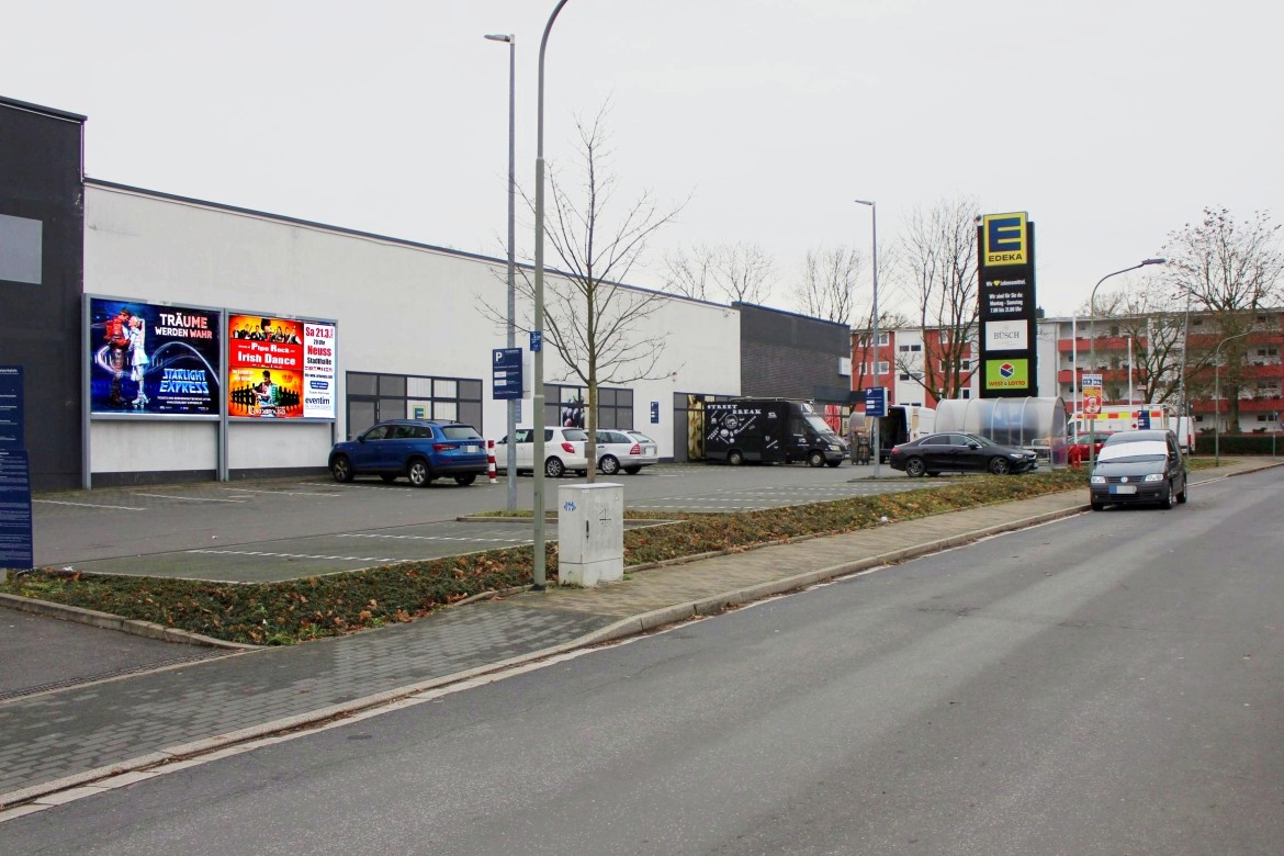 Böcklerstr. 2a-2c /Edeka/lks vom Eingang