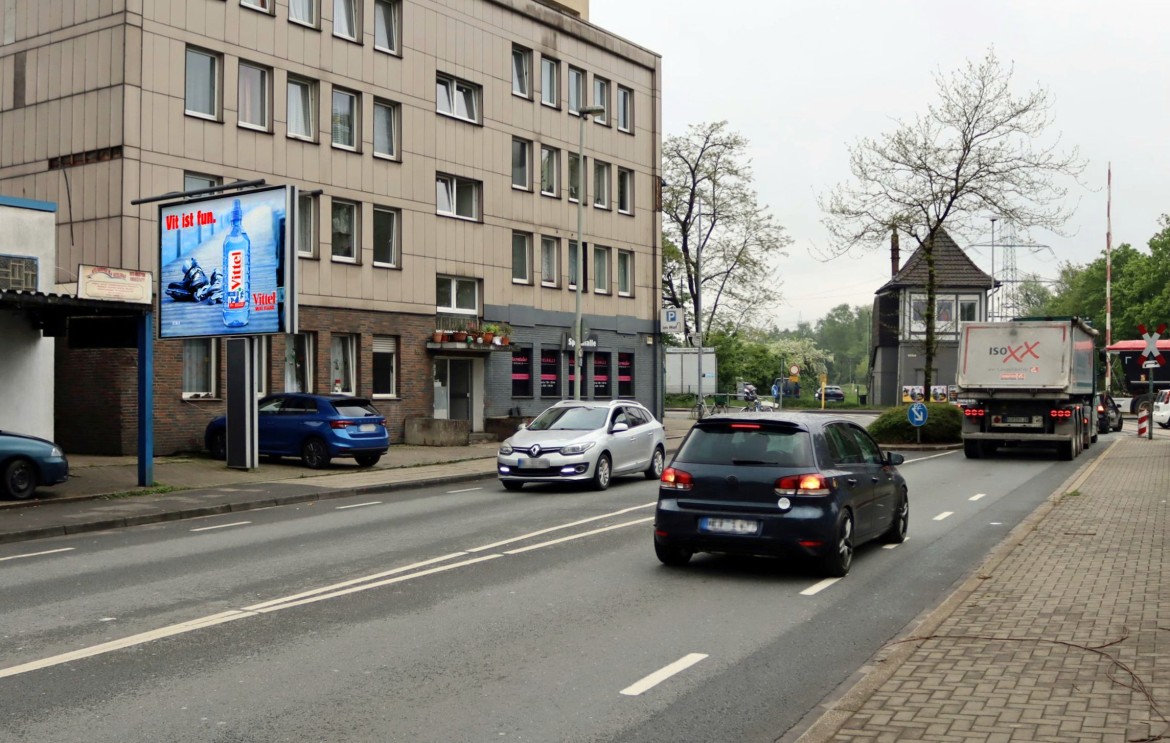 Corneliusstr. 55/Ecke Heerstr/WE lks (City-Star)