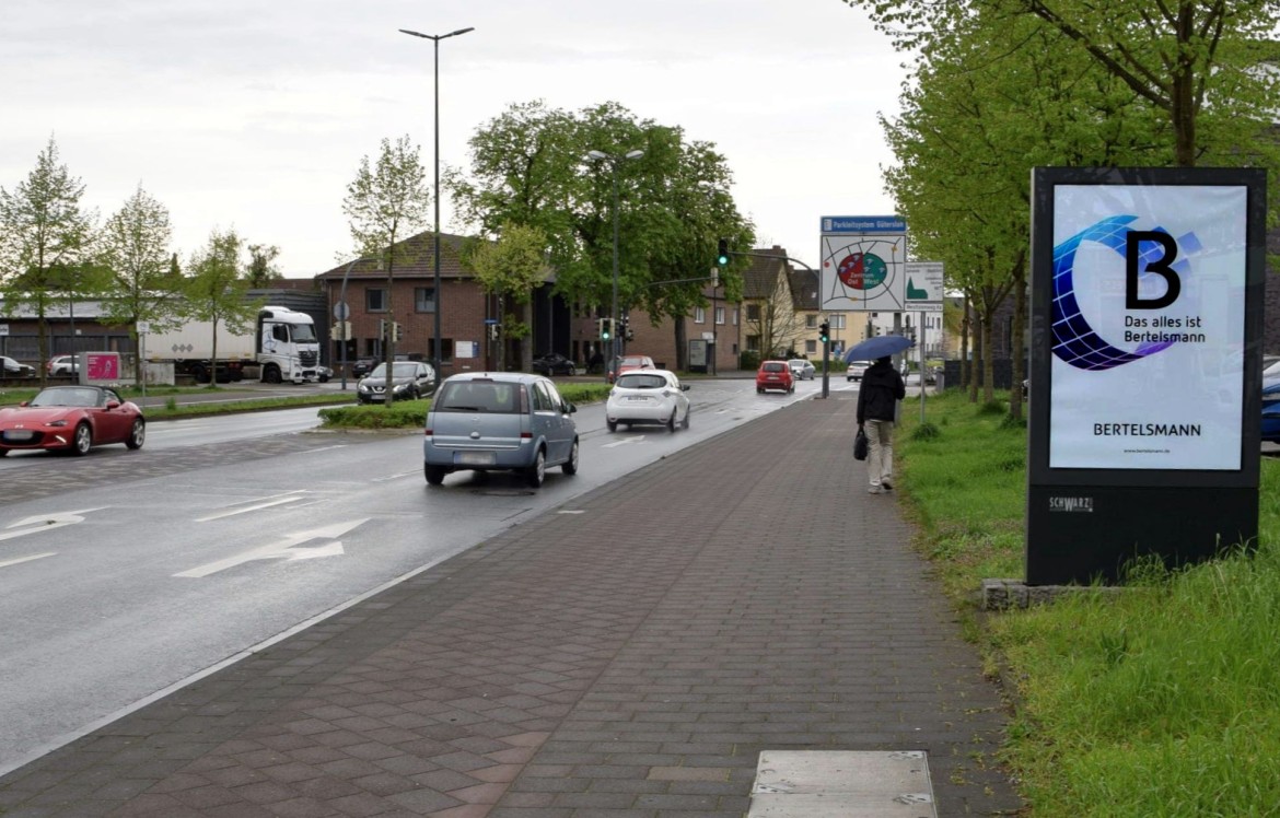 Carl-Bertelsmann-Str. 103/Zufahrt Edeka (WE rts)