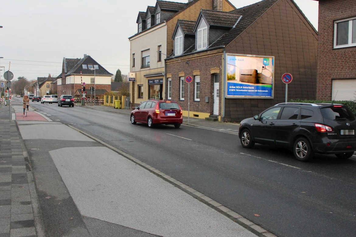 Strümper Str. 58 (quer am Giebel)