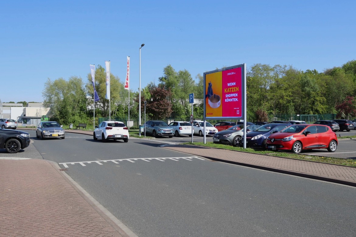 Am Wasserturm 11-17 /Rewe/geg. Eingang (Sicht Markt)