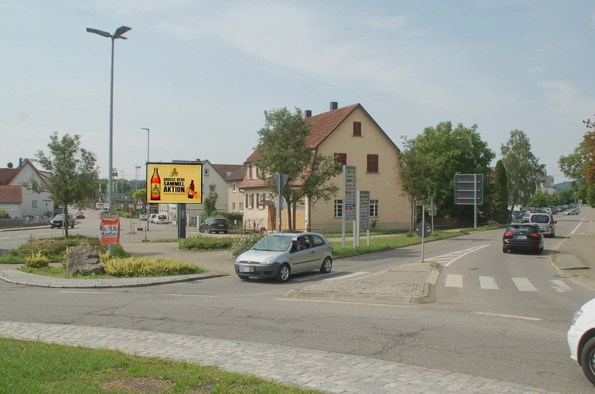 Bahnhofstr. 6/Nürtinger Str/b. Kreisel/WE rts (City-Star)