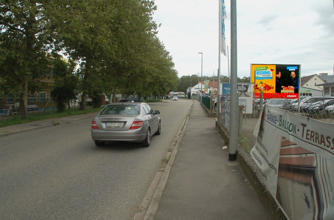 Raiffeisenstr. 3/rts (WE rts)