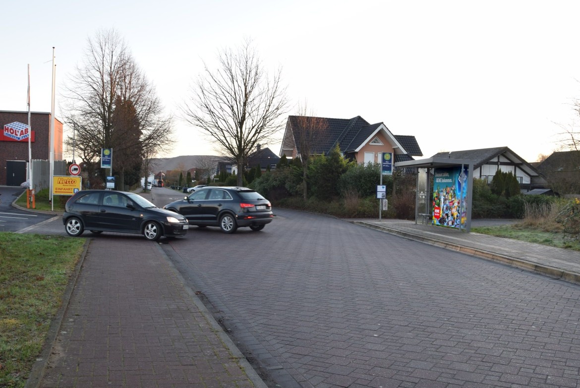 Am Park 57/geg. Netto/WH  (Ilten)