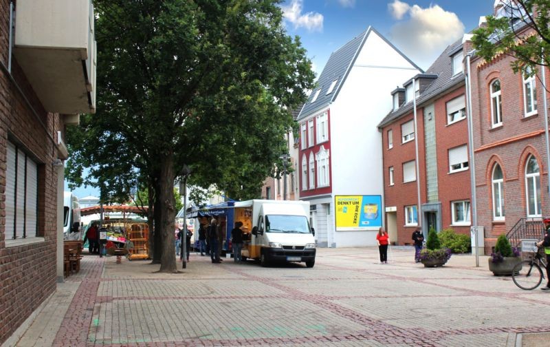 Konstantinplatz  15/Dämgesstr nh