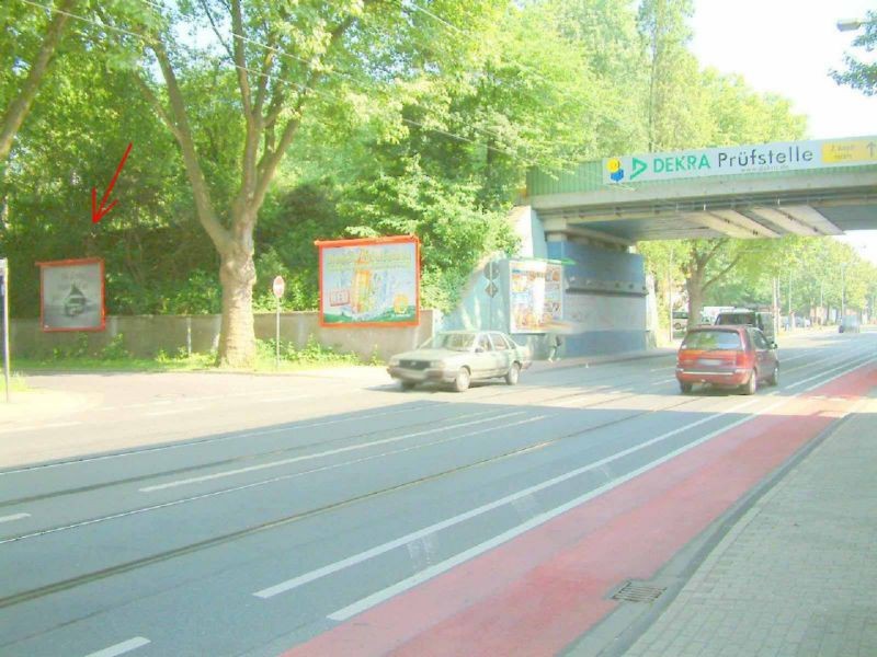 Neum?hler Str.  geg. Hs.-Nr. 10 / Hagenauer Str. li. quer
