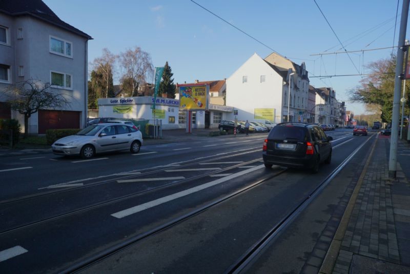 Duisburger Str. 335  RS