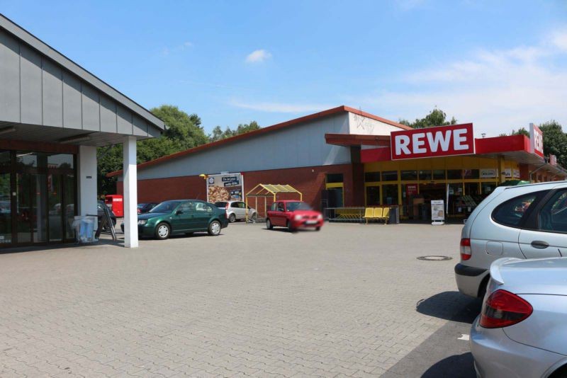 Mengeder Str. 413  / Nh. Eing. Aldi u. Rewe