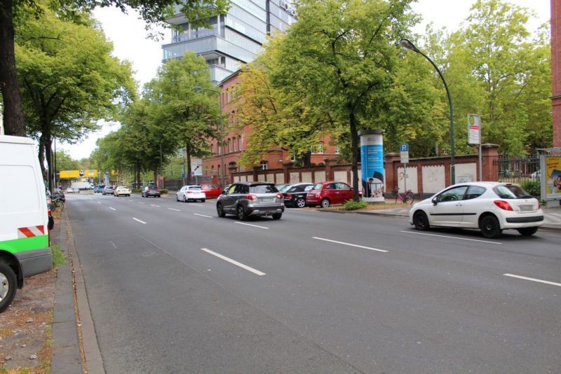 Ro?str. gg?. 156 hinter An der Ulanenkaserne