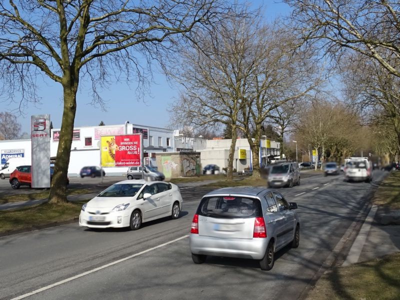 Riga-Ring 6 (B 229) geg. SB-M?bel Boss RS