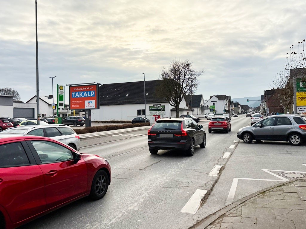 Bahnhofstr.  40 Netto Si. Str./We.li. CS
