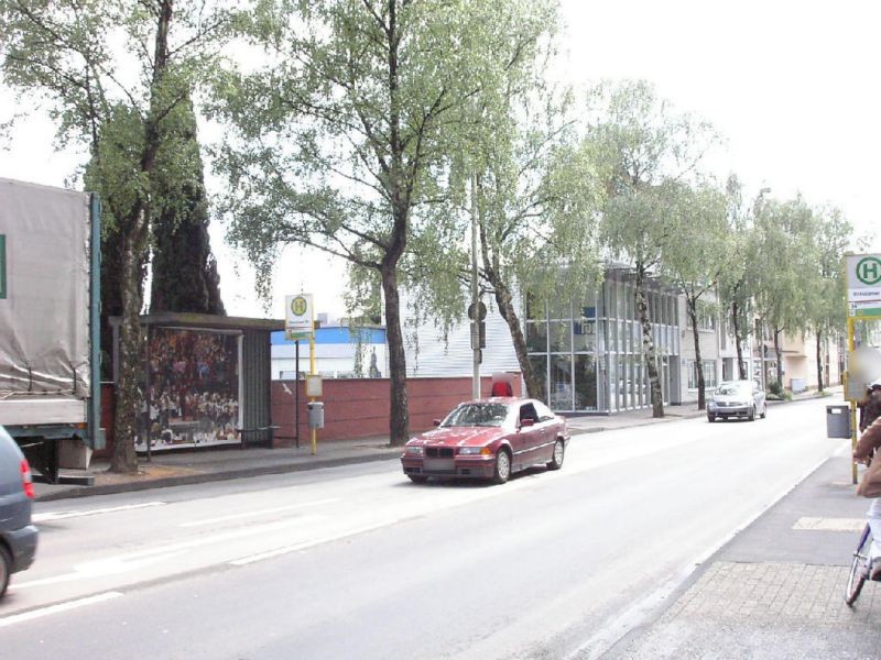 Cronenberger Str. geg. Rathaus