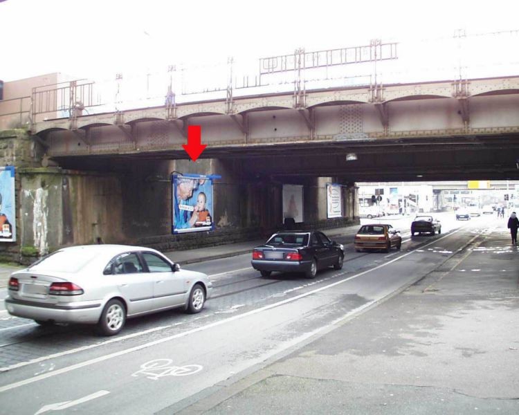 Eppinghofer Str./Tourainer Ring/Ufg./Hbf./li.