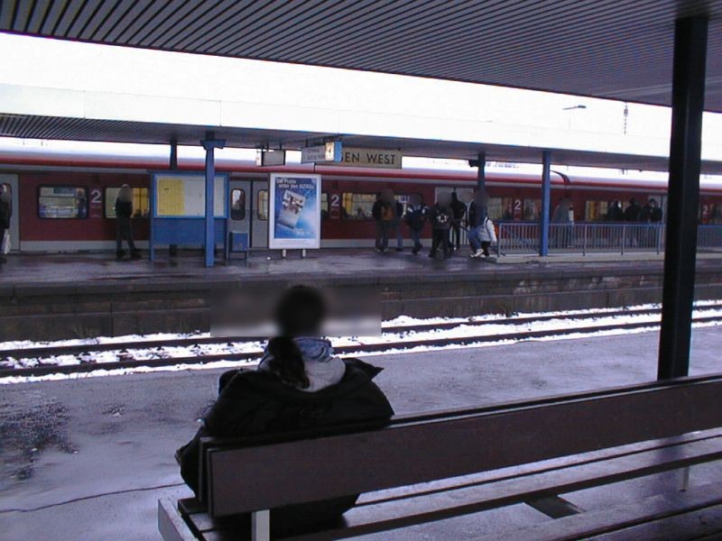 S-Bf West, Bstg., Gleis 3, 1. Sto.