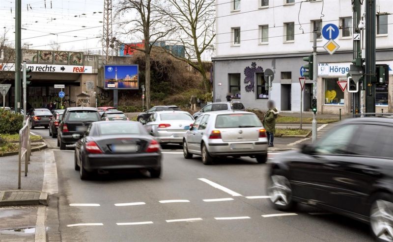 Brunnenstr. neb. 2a/Färberstr.