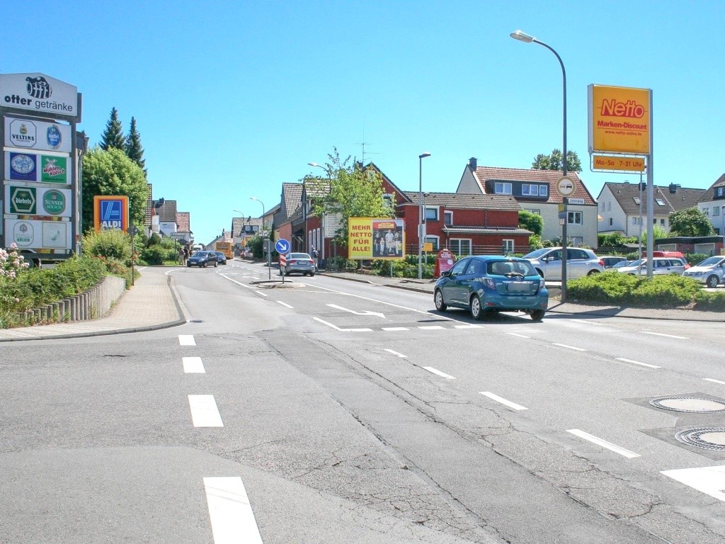 Leverkusener Str.  11 quer/Netto