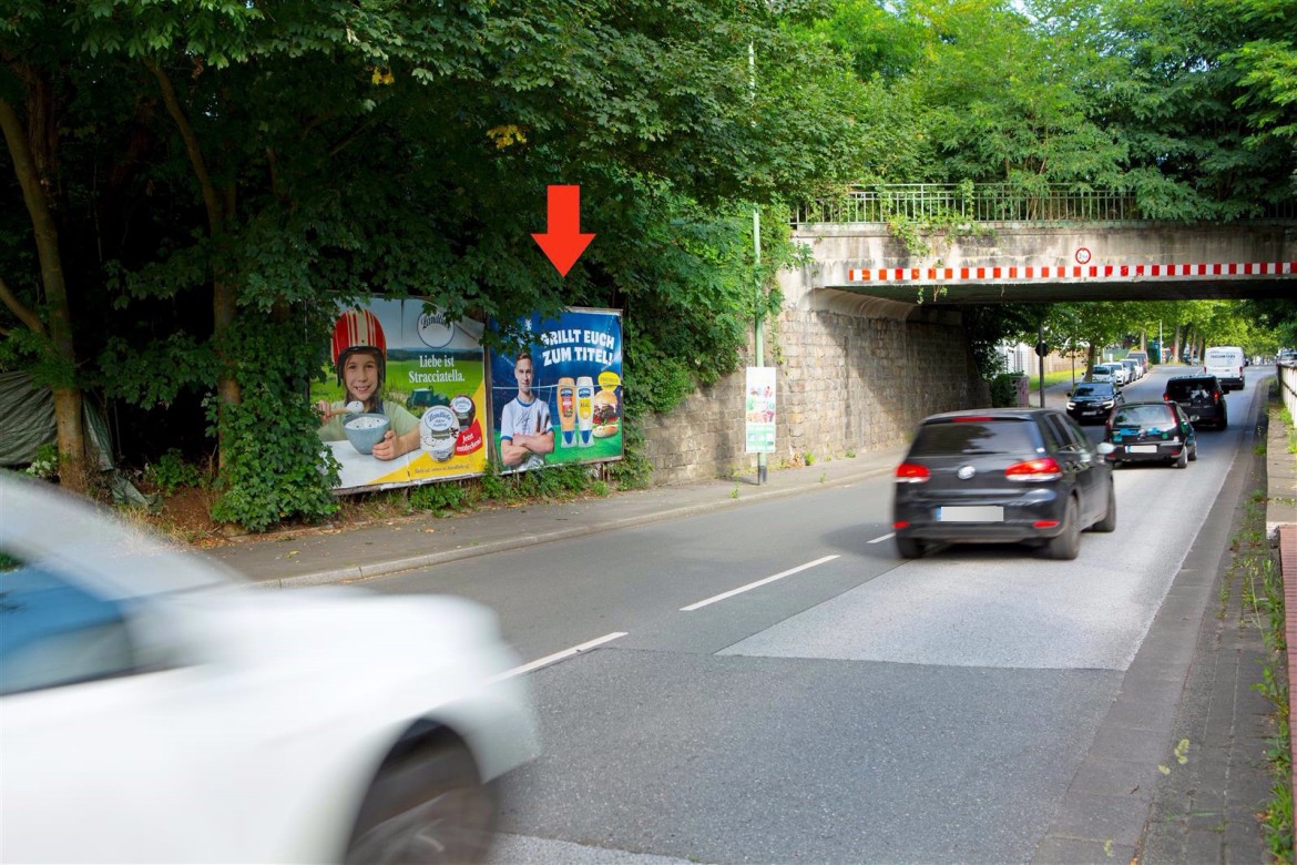Alte Bottroper Str. geg. Heegstr./li. vor Ufg.