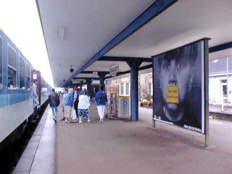 Bf, Bahnsteig, Gleis 11