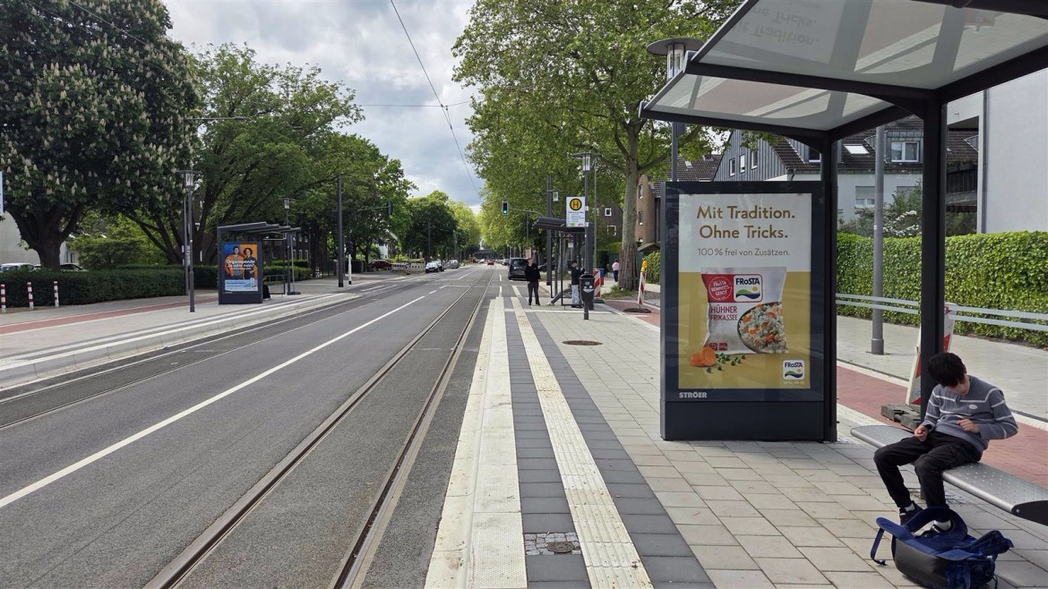 Uerdinger Str. 780/re./HST Oldenburger Weg/We.re.