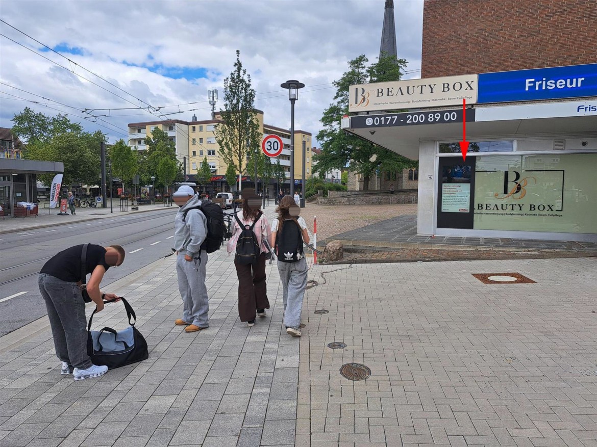 Hauptstr. 44/re.